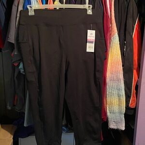 POP Fit Black Leggings NWT